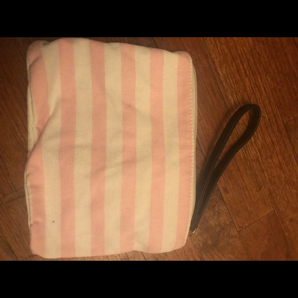 Wristlet - Picture 2 of 4